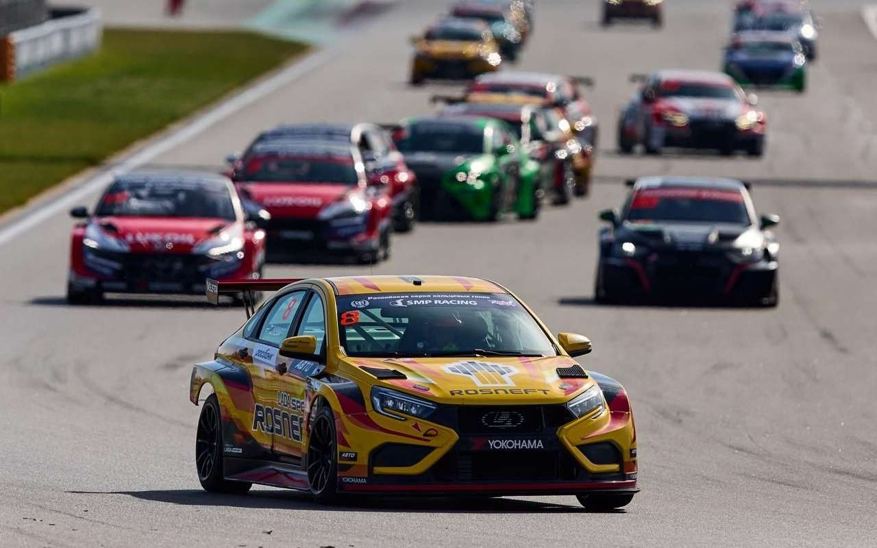 Победа Ладыгина и долгожданный подиум LADA Sport ROSNEFT в SMP TCR Russia